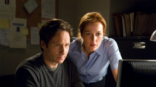 Fox Mulder y Dana Scully siguen queriendo creer