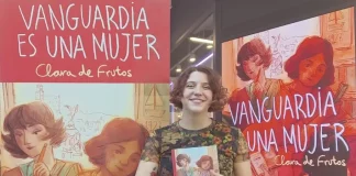 Clara De Frutos, con un ejemplar de Vanguardia es una mujer